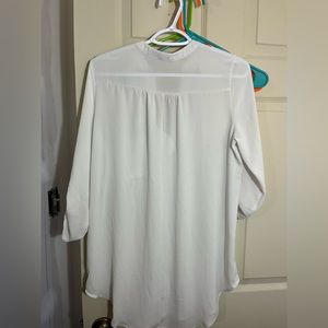 White long sleeve flowy shirt